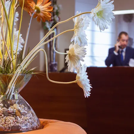 Bardo Recoletos Coco 酒店 4*